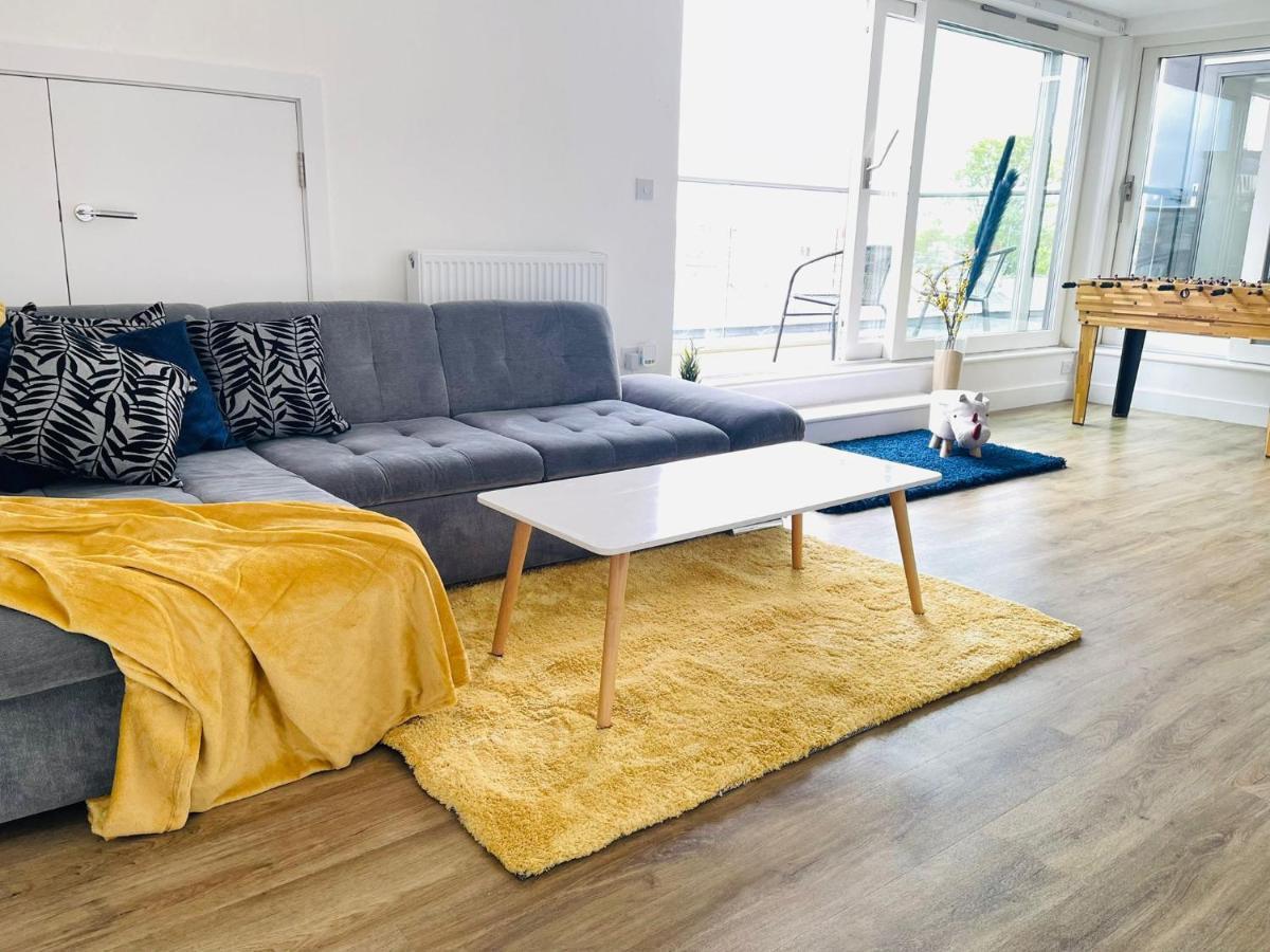City Centre, Sleeps 7, Stunning Views & Parking, Interconnected Rooms Long Stay Work Contractor Leisure, Diamond Penthouse CBG Exterior foto
