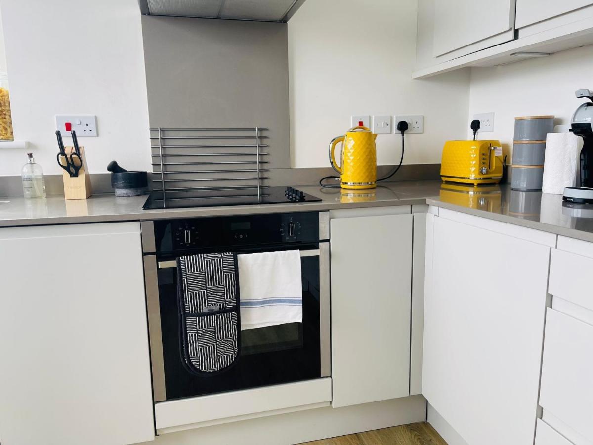 City Centre, Sleeps 7, Stunning Views & Parking, Interconnected Rooms Long Stay Work Contractor Leisure, Diamond Penthouse CBG Exterior foto