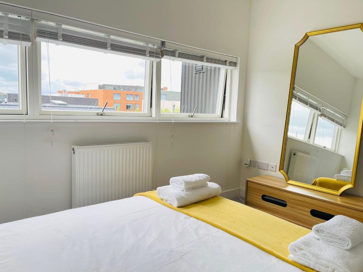 City Centre, Sleeps 7, Stunning Views & Parking, Interconnected Rooms Long Stay Work Contractor Leisure, Diamond Penthouse CBG Exterior foto